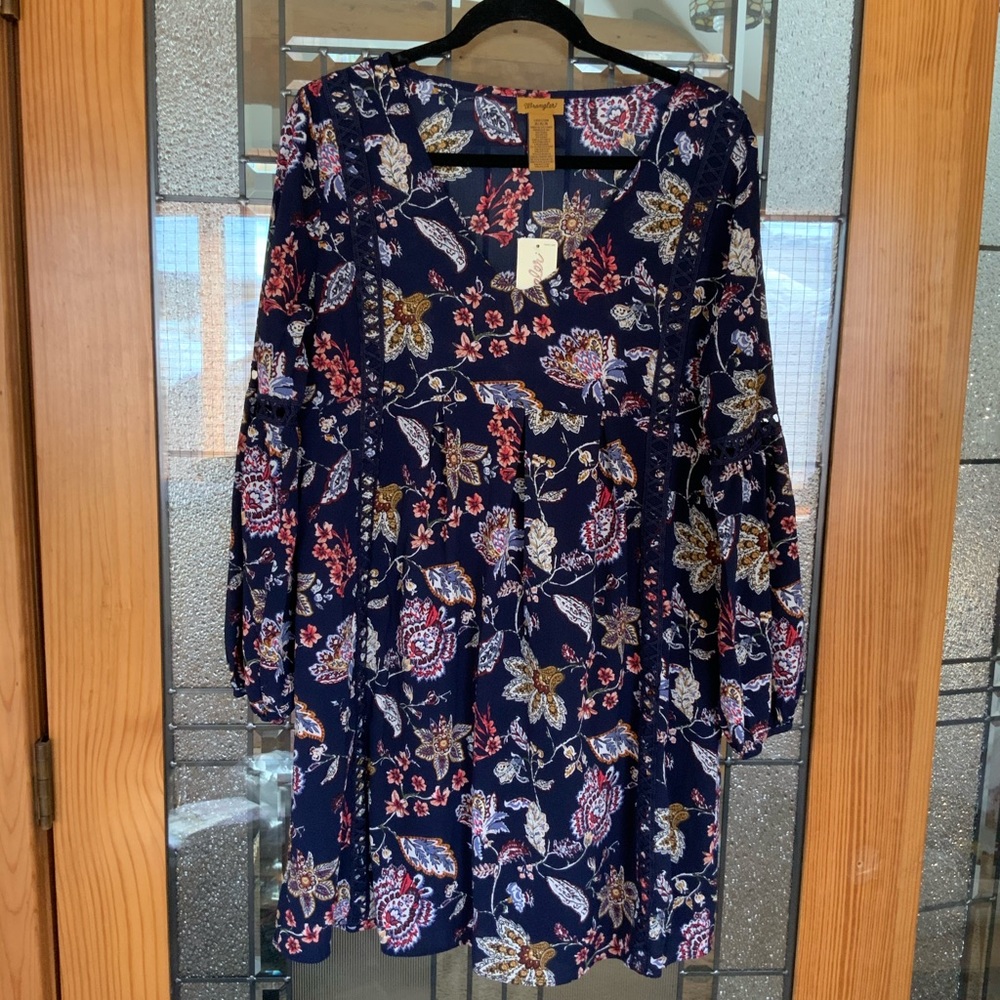 NWT WRANGLER DRESS - BOHO VIBES